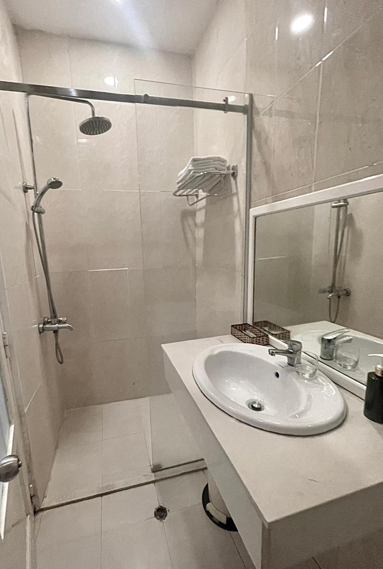 Queen Central Apartment Hotel TP. Hồ Chí Minh Ngoại thất bức ảnh